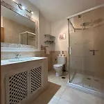 Calu Homes * Εστεπόνα